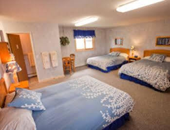 Adventure Inn Ely Exterior foto