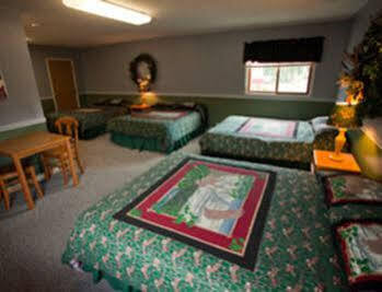 Adventure Inn Ely Exterior foto